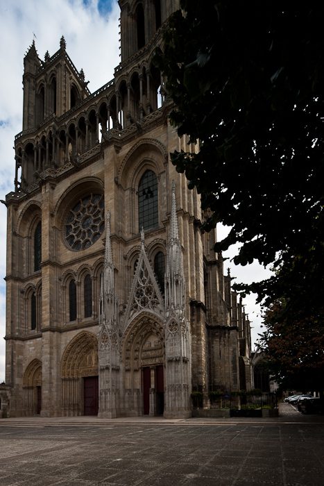 Collégiale Notre-Dame, Mantes-la-Jolie (Yvelines)  Photo by Dennis Aubrey