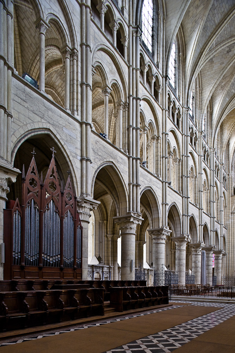 Choir elevation, Cathédrale Notre Dame de Laon, Laon (Aisne)  Photo by PJ McKey