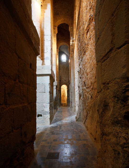 Side aisle, Sant Pere de Rodes, El Port de la Selva (Girona) Photo by Jong-Soung Kimm